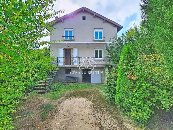 Vends maison de campagne - 80 m² - 3 pièces, 2 chambres - Lavoûte-sur-Loire 43800