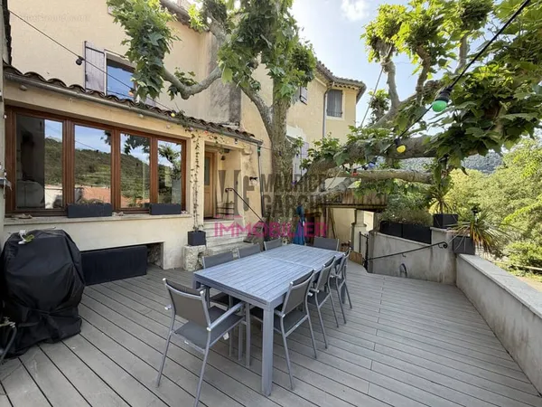 Maison 9 pièces 192 m²