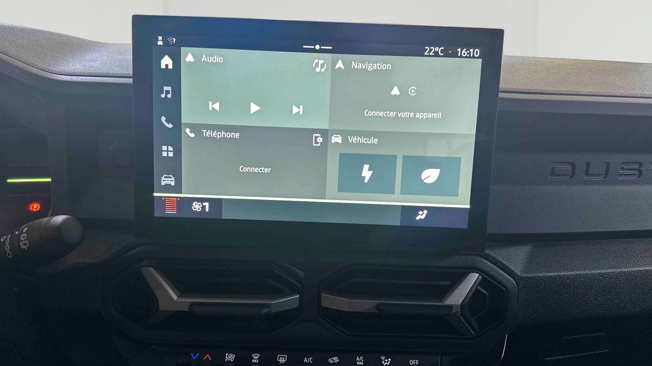 Dacia Duster Hybrid 140 — photo 14