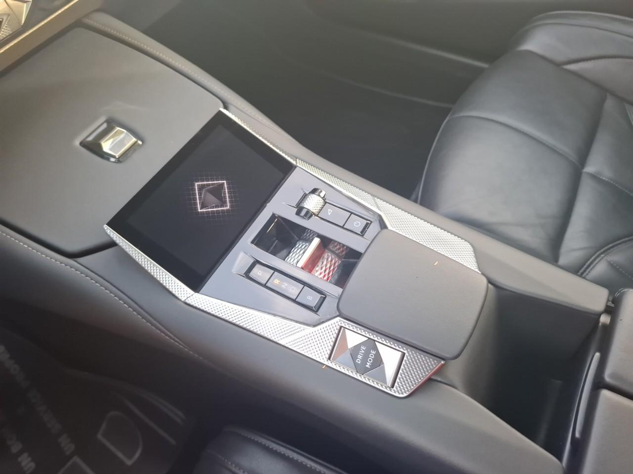 Ds Ds 4 e-tense 225ch rivoli — photo 23