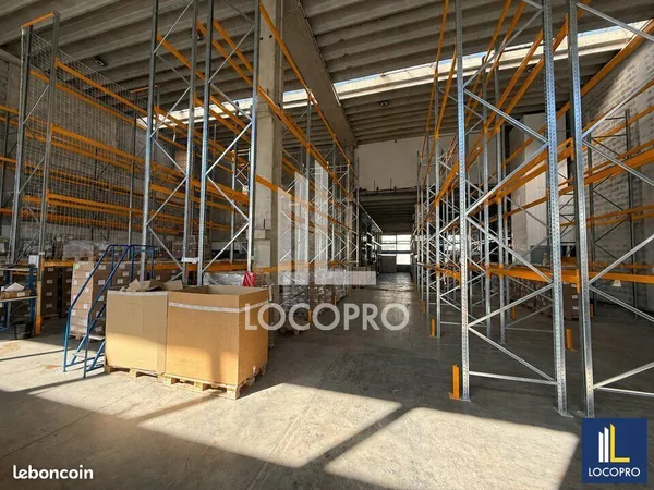 Local d'activité 2 518 m²