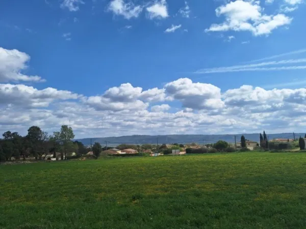 Terrain 400 m²