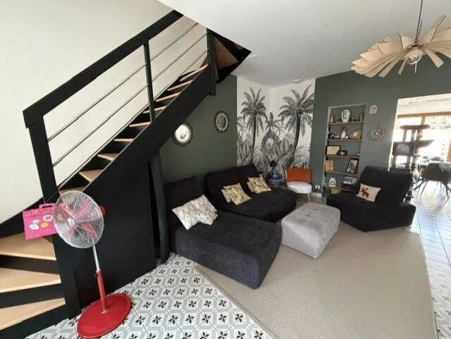 Photo 5