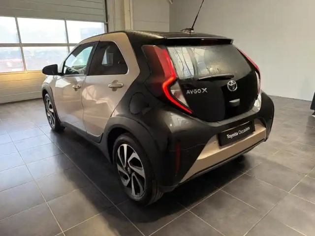 Toyota Aygo X 1.0 vvt-i 72ch design my23 — photo 4