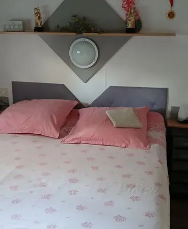 Logement atypique Vente Rochebrune 3p 27m² 33000€
