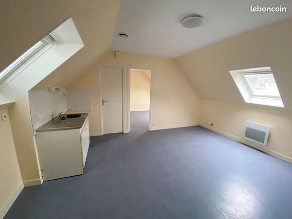 LOCATION APPARTEMENT T2 CENTRE VILLE SAINT RENAN - Pays d'Iroise