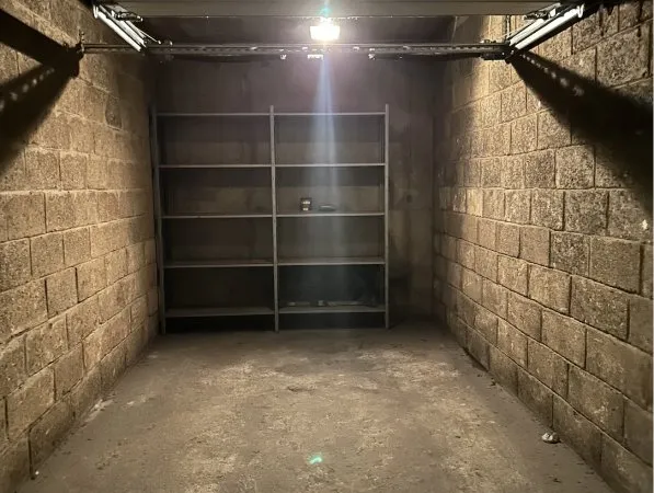 Loue parking 24m² Paris 9ème - Box fermé sécurisé