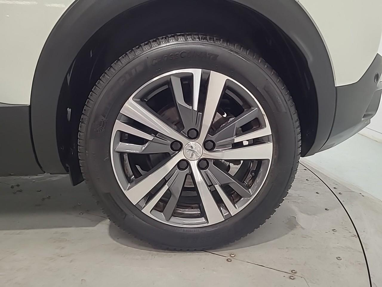 Peugeot 3008 puretech 130ch s&s eat8 allure pack — photo 16