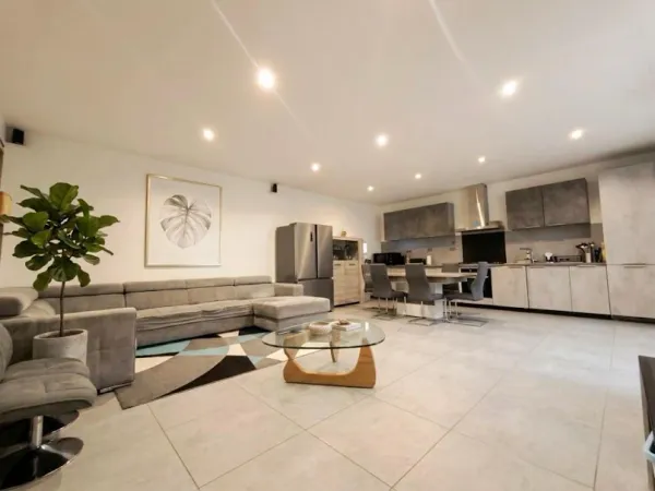 Maison 6 pièces 38 m²