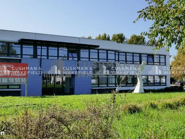 Bureaux 176 m²
