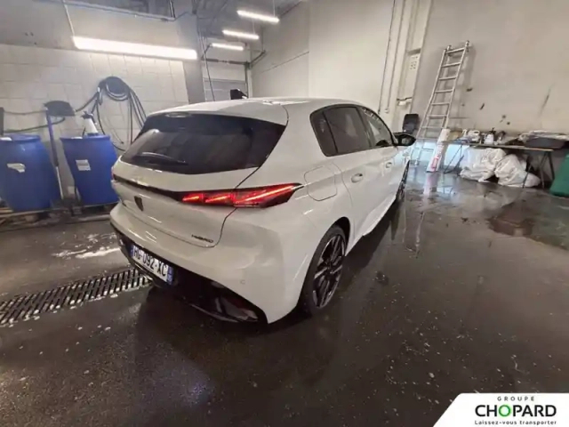 Peugeot 308 hybrid 145 e-dcs6 — photo 3