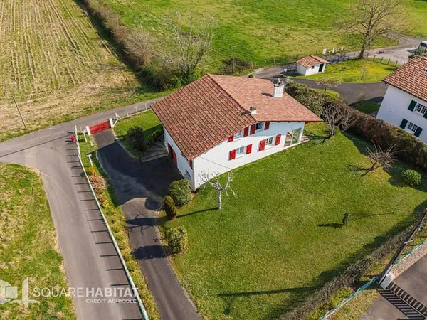 Maison 6 pièces 140 m²