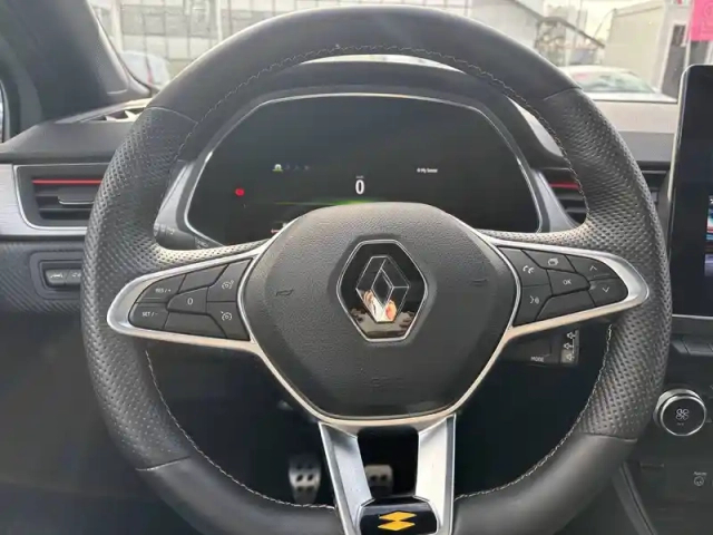 Renault Captur tce 140 - 21 — photo 31