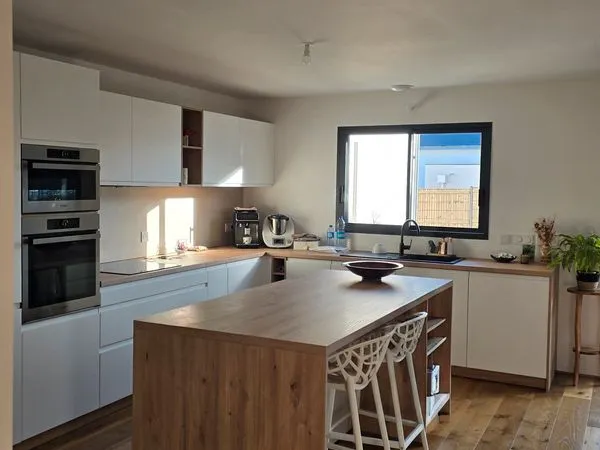 MAISON NEUVE 2025 - 128m2 - PLAIN-PIED - 4 CHAMBRES - RE2020 - SOUS GARANTIE