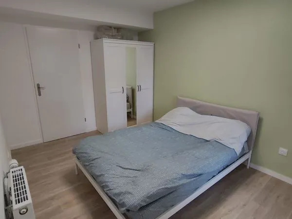 Aubervilliers - mairie - 2 pièces meublé avec jardin privatif de 50 m²