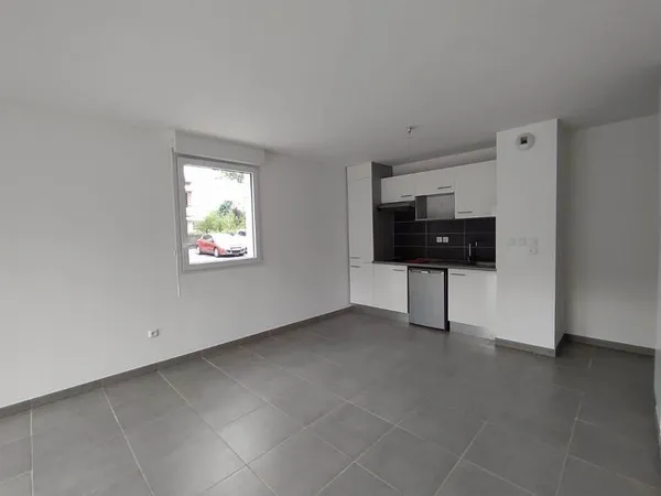 T2 EN REZ-DE-CHAUSSÉE AVEC TERRASSE MONDONVILLE (31700)