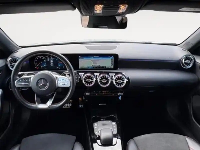 Mercedes Classe A 200 d 150ch amg line 8g-dct — photo 10