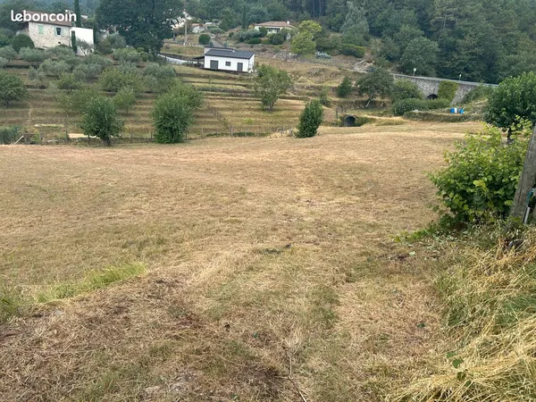Terrain constructible a mercuer