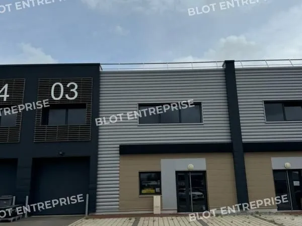 Local d'activité 343 m²