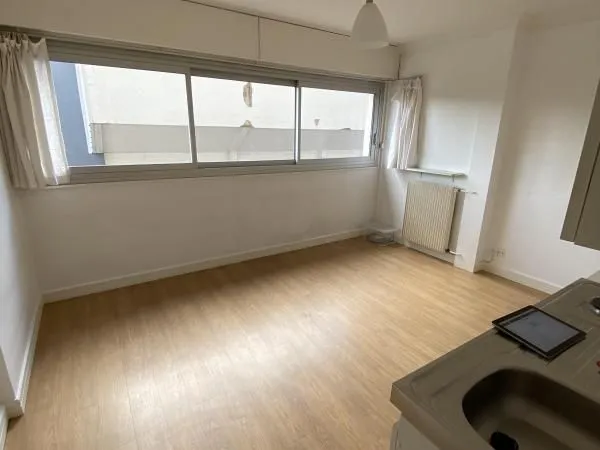 Studio 1 pièce 18 m²