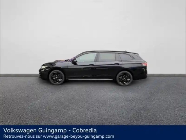 Volkswagen Passat sw 2.0 tdi evo 150ch r-line dsg7 — photo 5