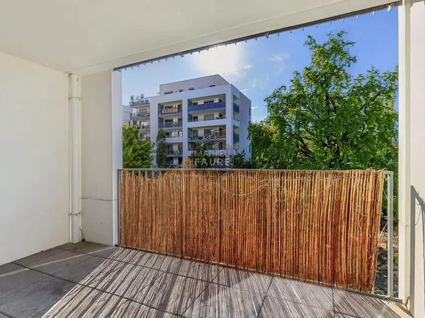 T2 - VILLEURBANNE - RUE VALENTIN HAUY