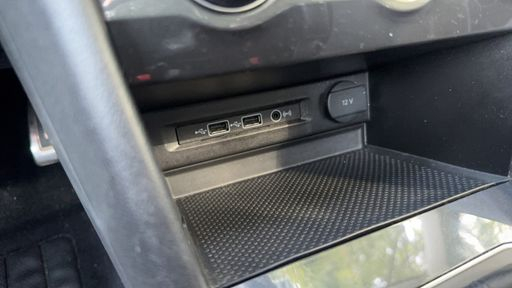 Volkswagen Tiguan 2.0 TDI 150 DSG7 - Black R Line – 2019 – 141284 km – Diesel – Boîte Automatique — photo 13