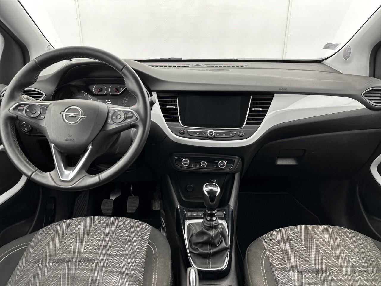 Opel Crossland x 1.2 turbo 130 ch design 120 ans — photo 11