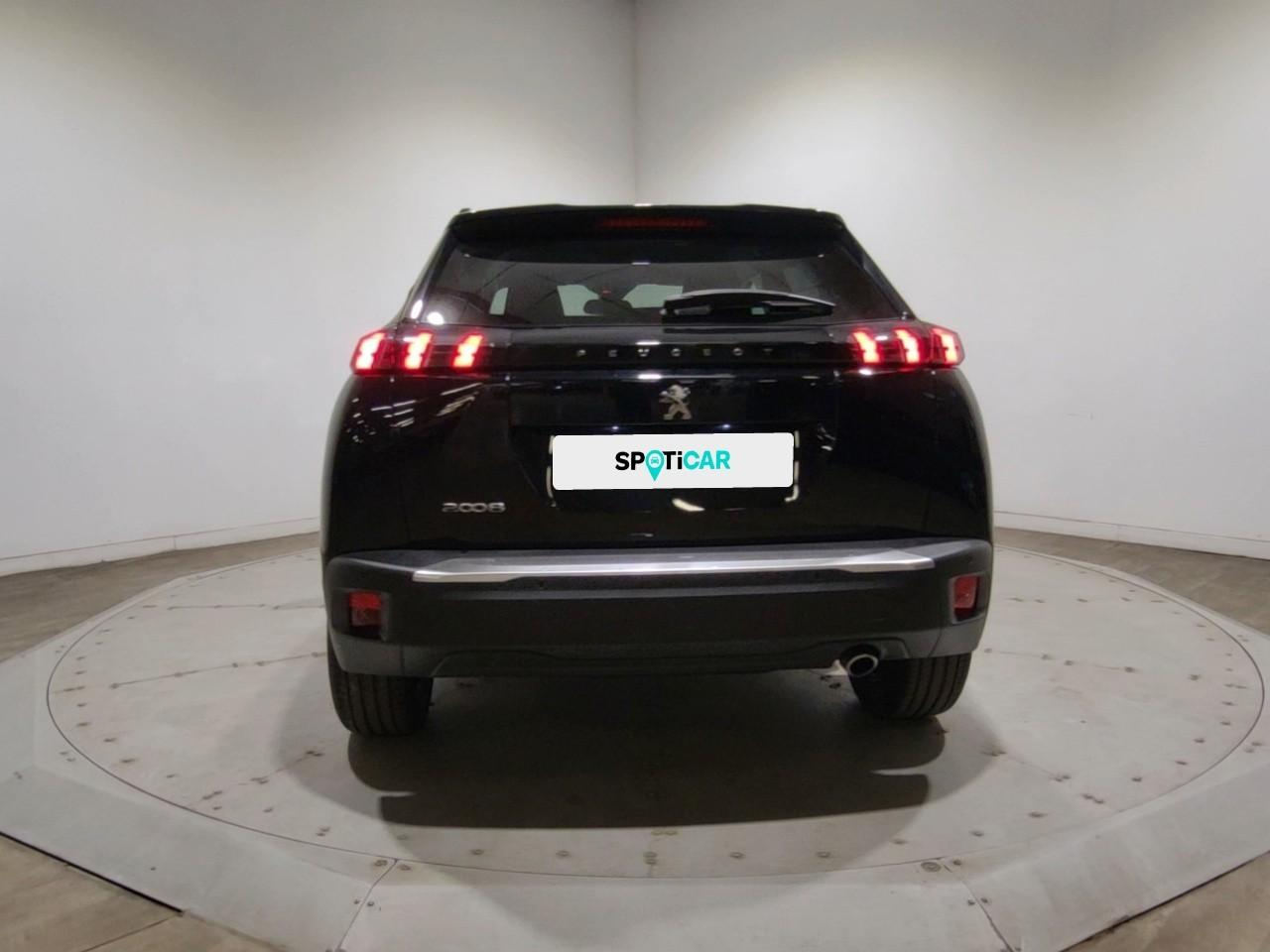 Peugeot 2008 bluehdi 130 s&s eat8 allure — photo 4