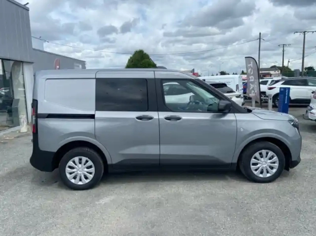 Ford Transit Courier fourgonnette 1.0 ecoboost 125ch trend dct7 — photo 26