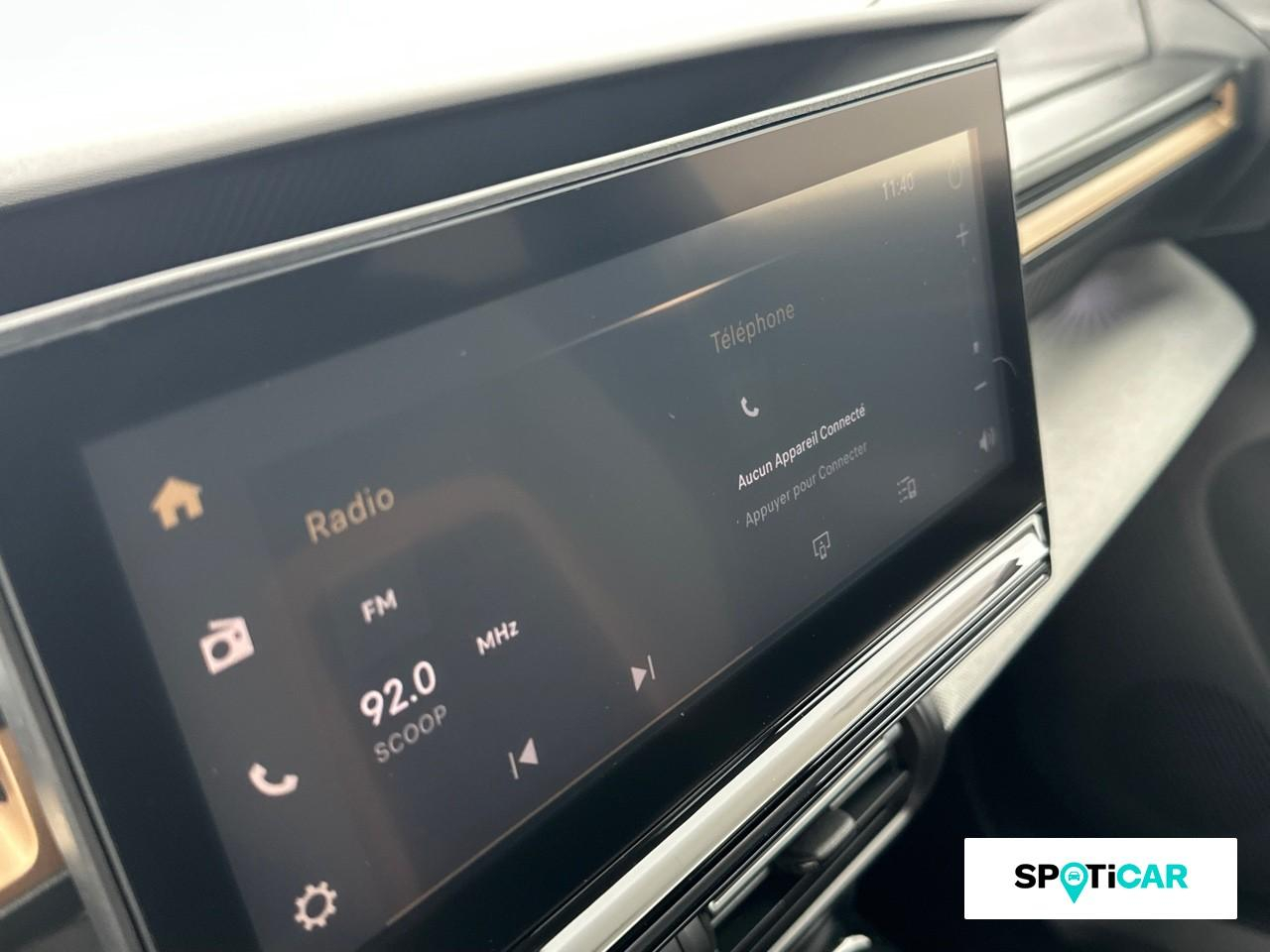 Citroën C3 Aircross 1.2 hybride 145ch plus e-dcs6 — photo 13