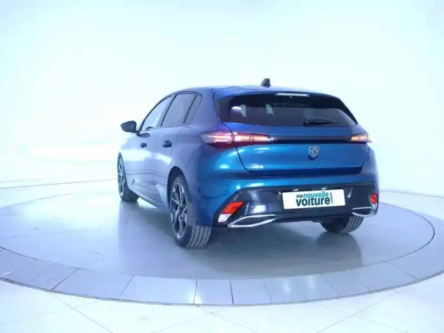 Peugeot 308 hybrid 145 e-dcs6 — photo 27