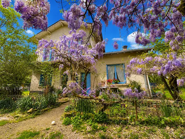 Maison Monteils, à 5 min de tous commerces !