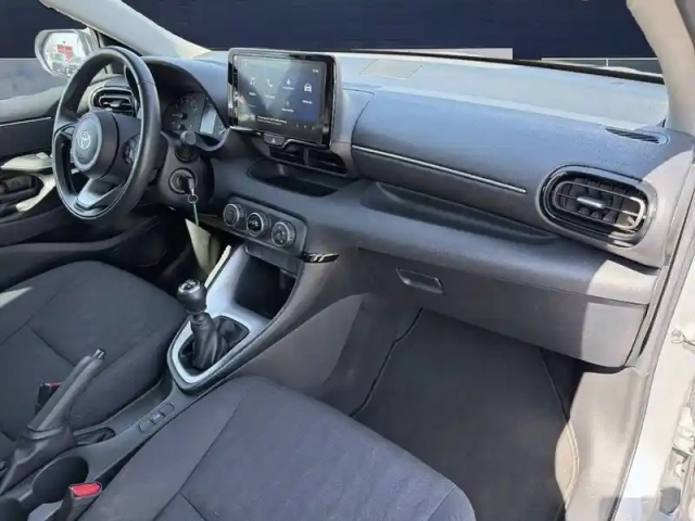 Toyota Yaris 120 vvt-i — photo 18