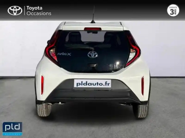 Toyota Aygo X 1.0 vvt-i 72ch dynamic — photo 6