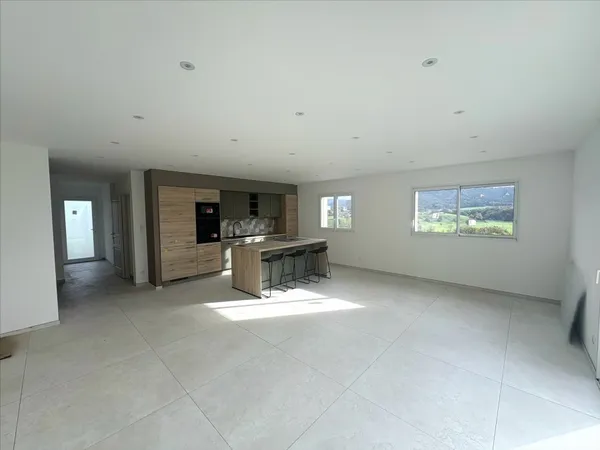 Maison 5 pièces 138 m²
