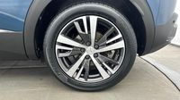 Peugeot 3008 HYBRID 225ch Allure Pack e-EAT8 — photo 11