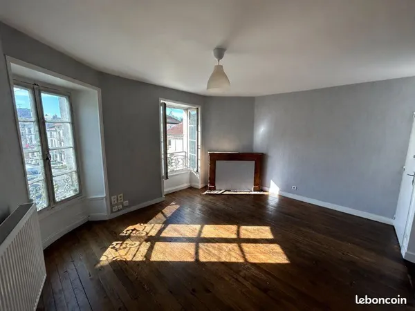 Appartement T3 58m2 à louer 600