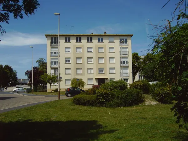 Reims F4 73 m² - Secteur Avenue de Laon - 124 K€ à débattre