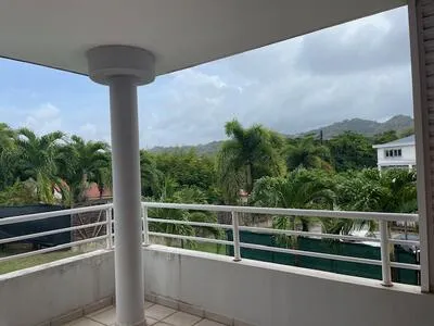 APPRTEMENT T2 DANS UNE RESIDENCE SECURISEE