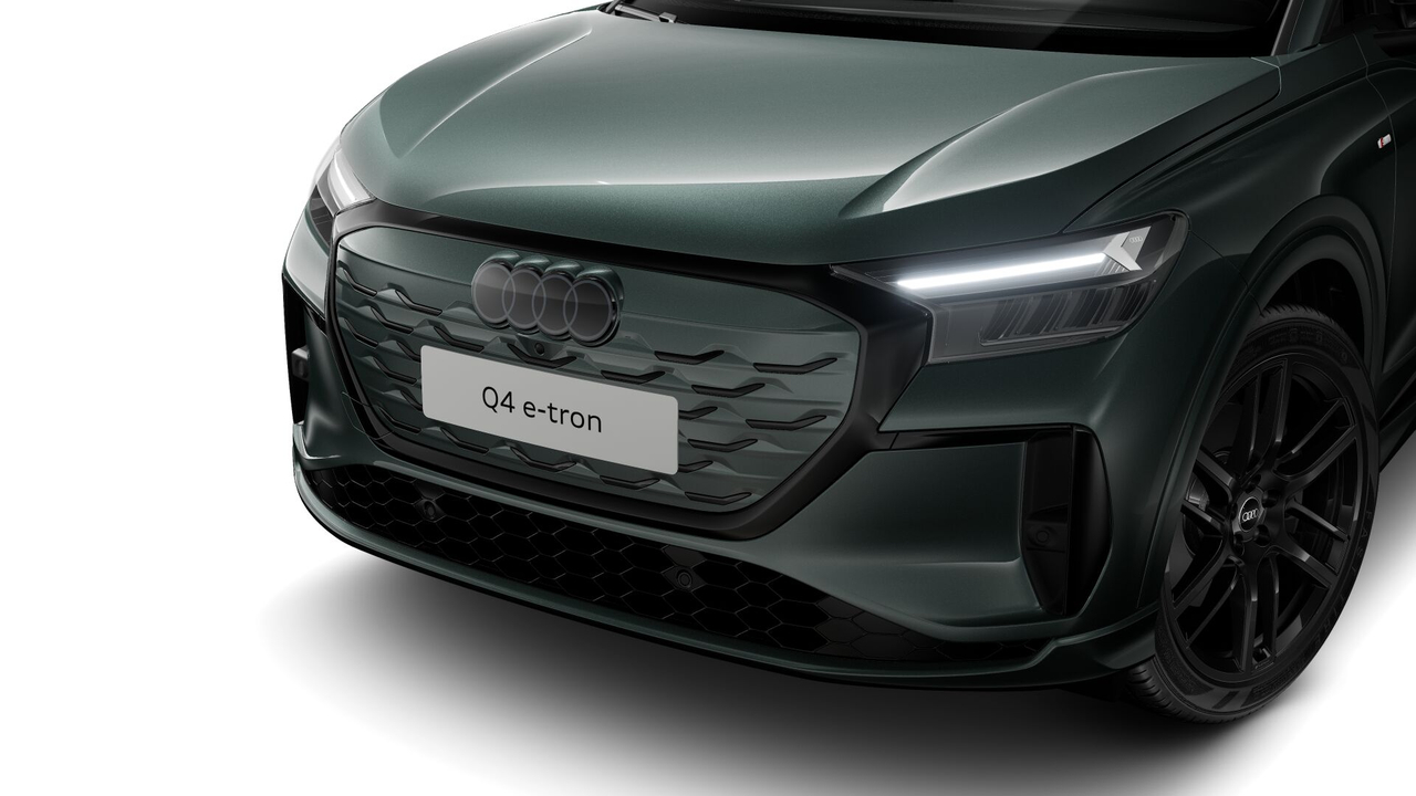 Audi Q4 e-tron 55 340 ch 82 kWh quattro — photo 8