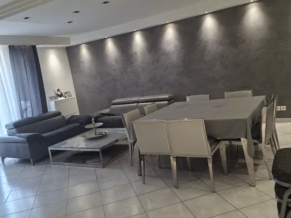 Appartement 5 pièces 127 m²