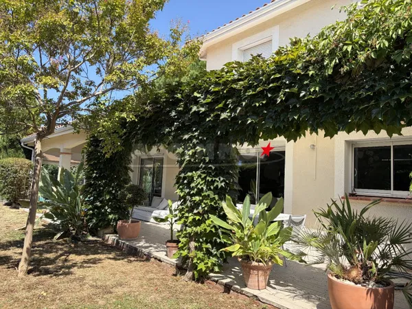 Maison 5 pièces 162 m²