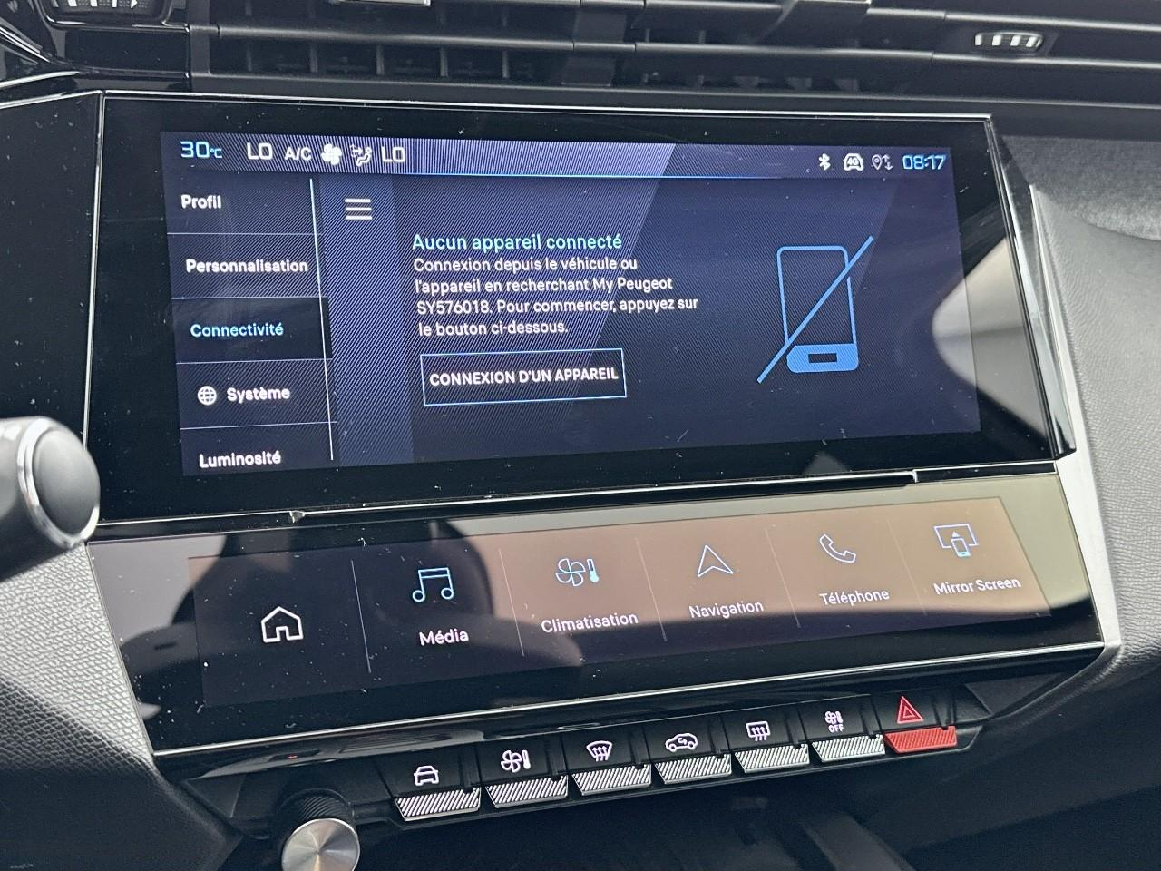 Peugeot 308 hybrid 145 e-dcs6 allure — photo 24