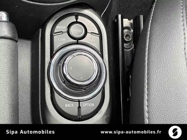 Mini Mini hatch 5 portes cooper 136 ch dkg7 — photo 35