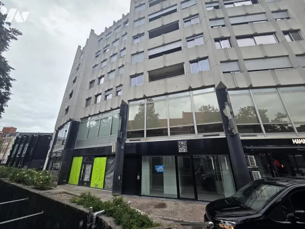 Local d'activités 63 m²
