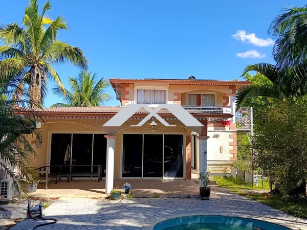 Maison plus de 170m² habitable à la Rivière Saint Louis