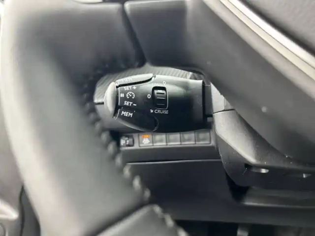 Peugeot 208 puretech 75 s&amp;s bvm5 — photo 61