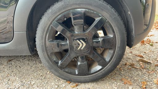 Citroen C3 1.2 PureTech 110 - Shine – 2018 – 88636 km – Essence – Boîte Manuelle — photo 4
