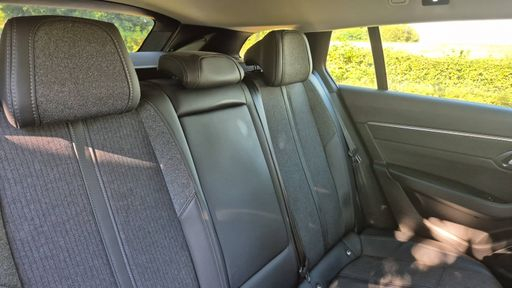 Peugeot 508 SW 1.5 BlueHDi 130 EAT8 - Allure Business – 2019 – 130201 km – Diesel – Boîte Automatique — photo 23